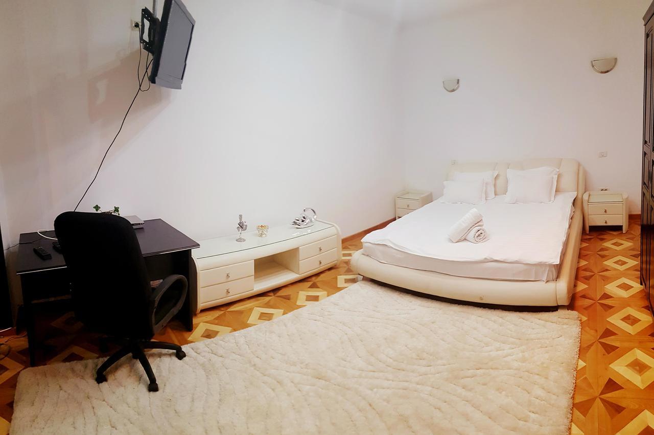 Grand Central Accomodation Sala Palatului Bucarest Extérieur photo