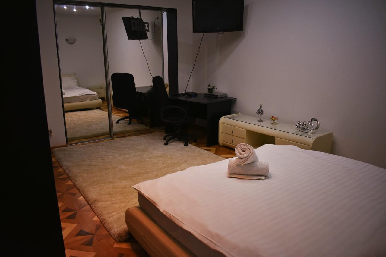 Grand Central Accomodation Sala Palatului Bucarest Extérieur photo