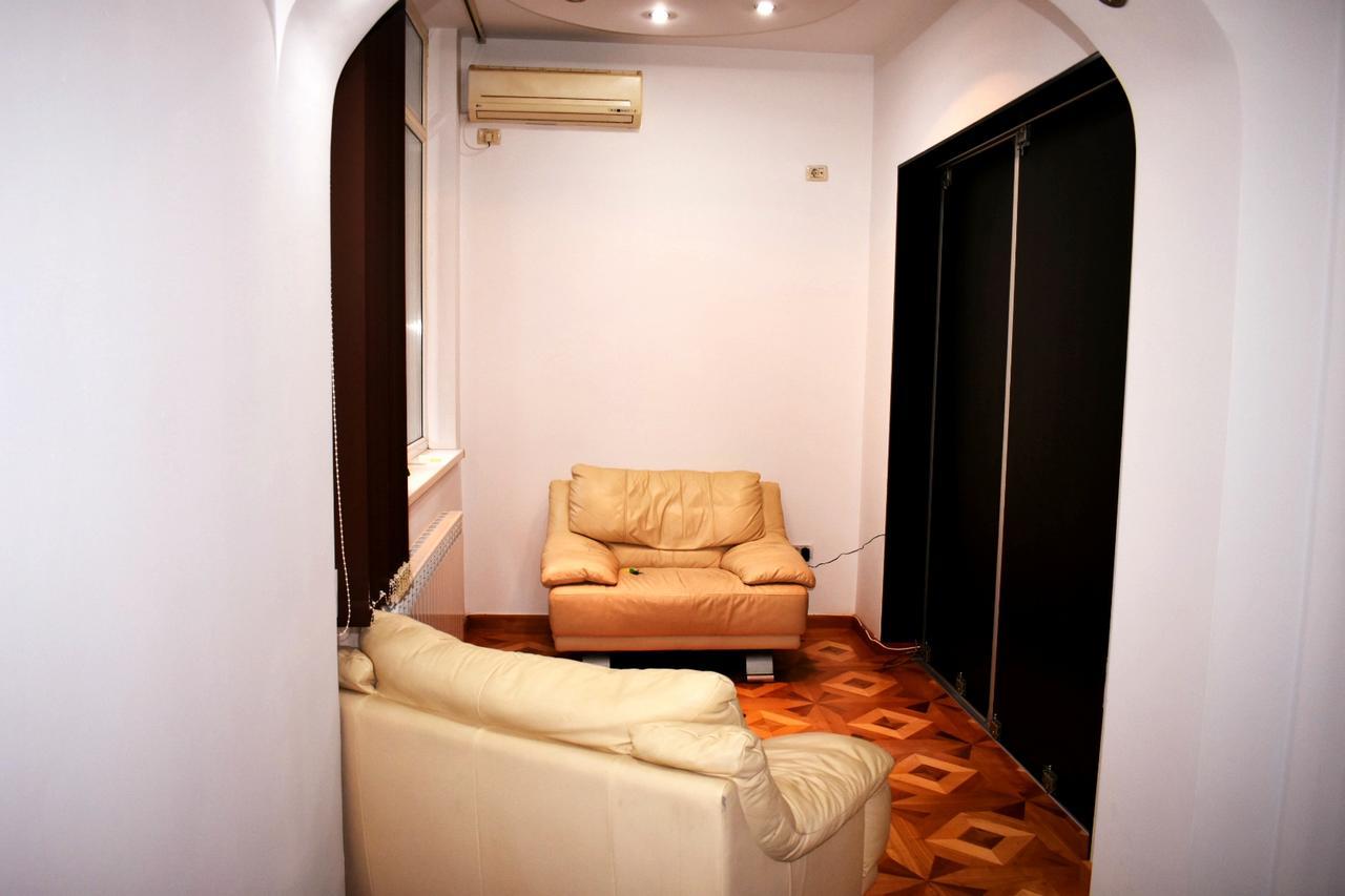 Grand Central Accomodation Sala Palatului Bucarest Extérieur photo